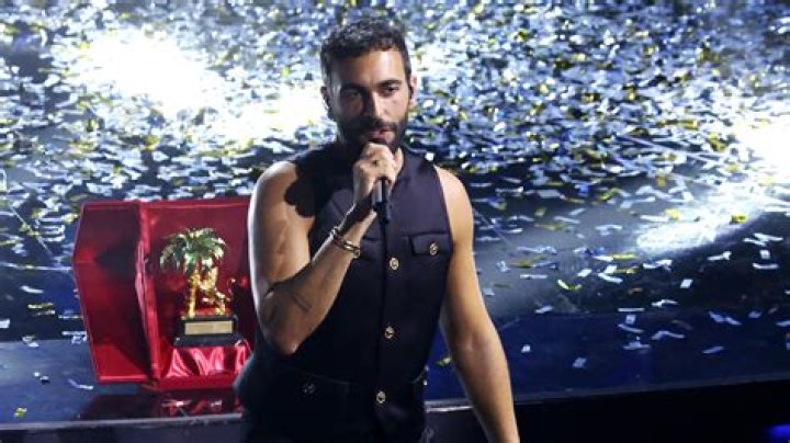 Where is Marco Mengoni from?